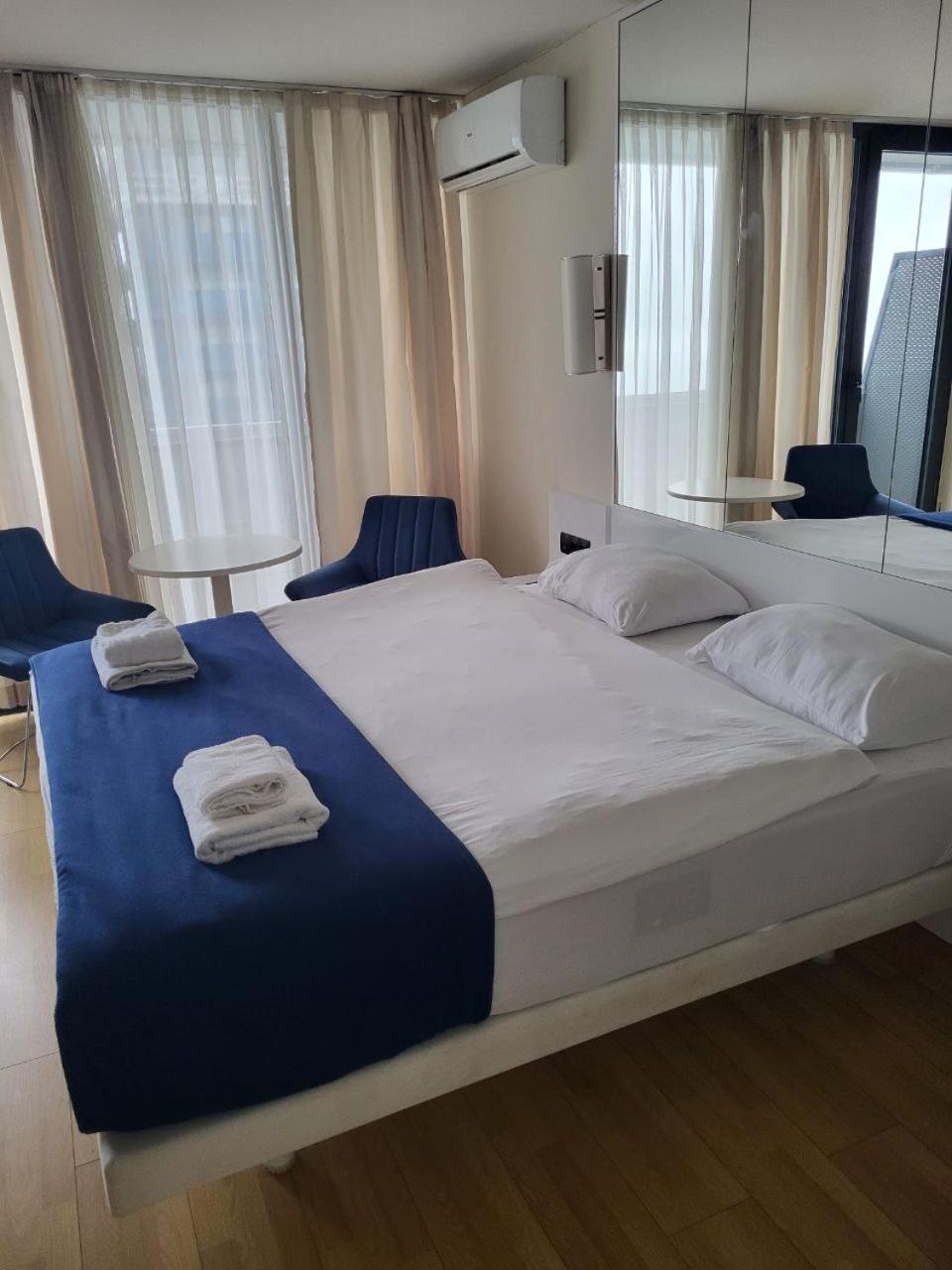 Orbi Apartments С Прекрасным Видом Batumi Exterior foto